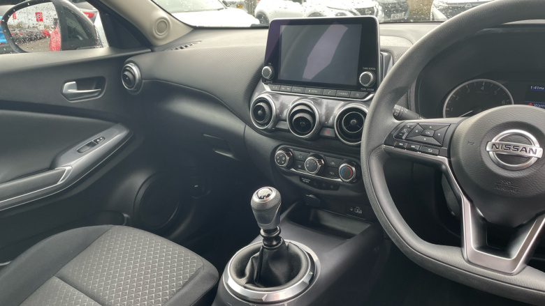 Nissan Juke 1.0 DiG-T 114 Acenta 5dr Petrol Hatchback